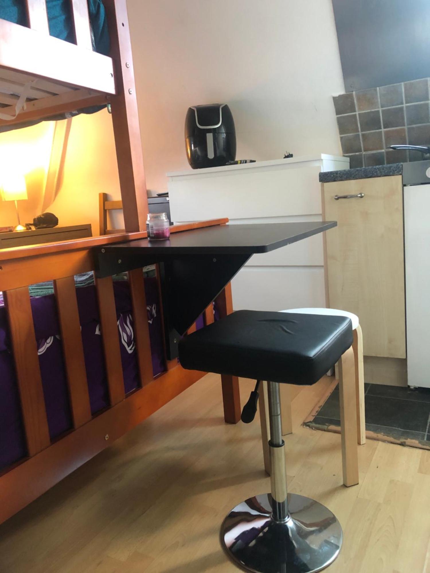 Peaceful Studio-Flat With Driveway In Golders Green Leilighet London Eksteriør bilde